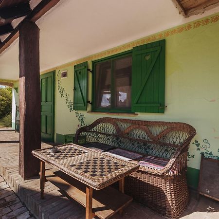 Bed and Breakfast Sobe Kod Baje - Baranjska Kuca Karanac Esterno foto