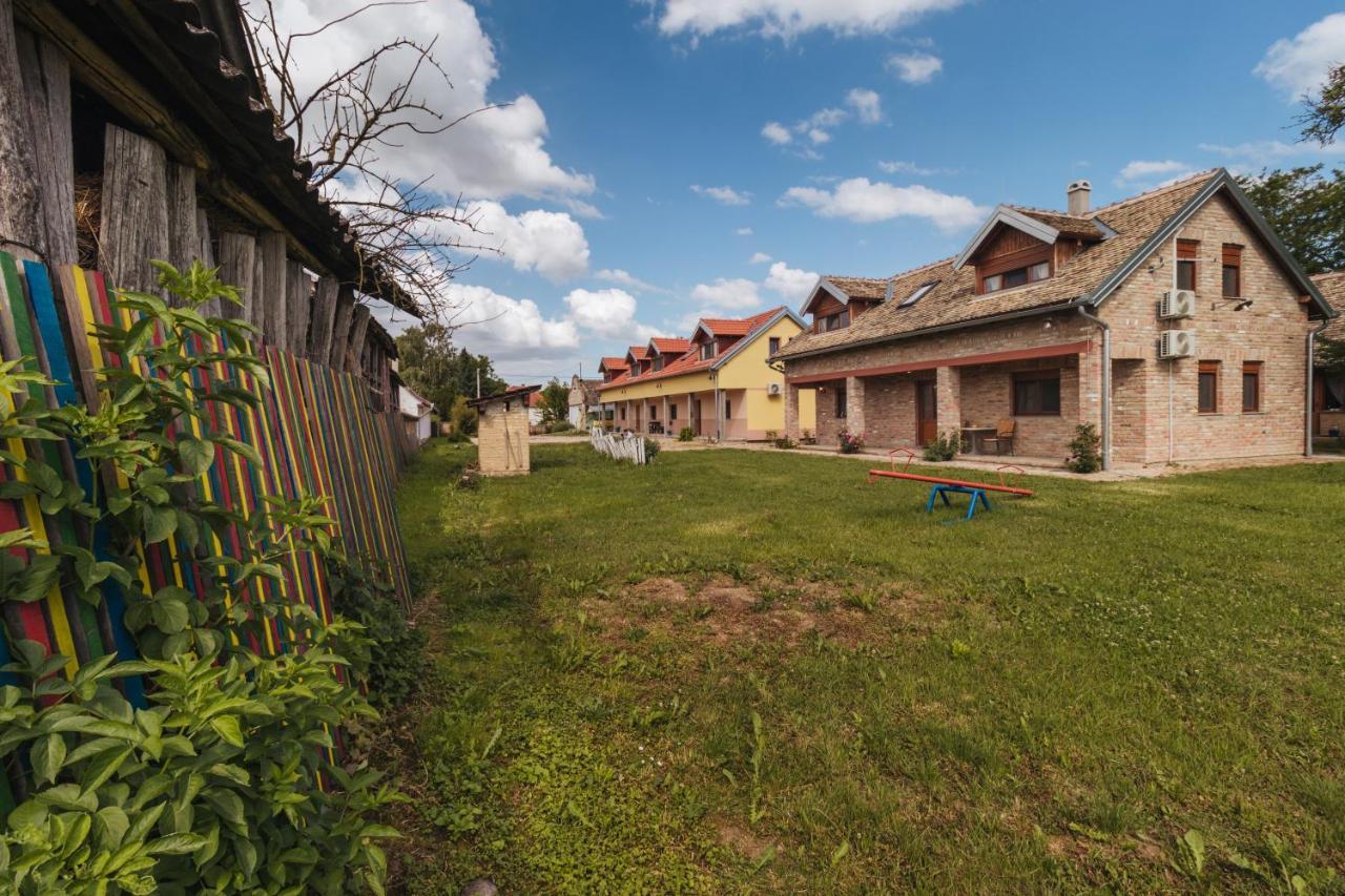 Bed and Breakfast Sobe Kod Baje - Baranjska Kuca Karanac Esterno foto